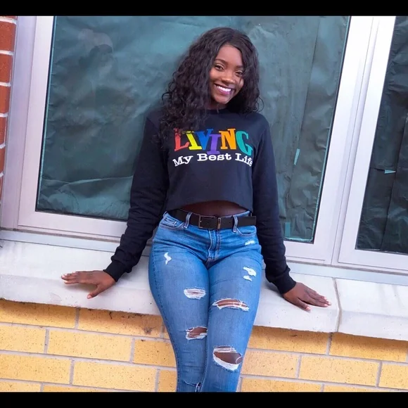 COPY - “Living My Best Life” Crop Top - Picture 3 of 8